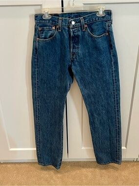 Levi’s Classic 501 Straight-Leg Women’s Jeans in Deep Indigo with Button Fly